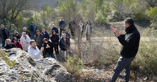KBÜ den kaya mezarları ve arkeolojik alanlara saha gezisi Karabük Haberleri