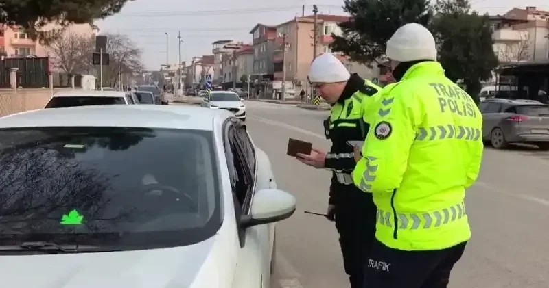 Bursa’da ‘korsan taksi’ operasyonu; sürücülere de müşterilere de ceza kesildi Bursa Haberleri