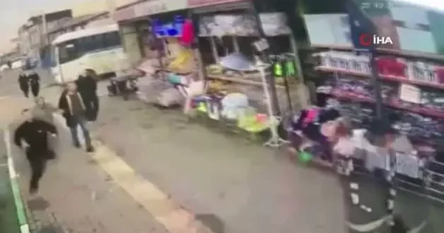 Bursa da film sahnelerini aratmayan kovalamaca! Husumetlisini silahla kovaladı...