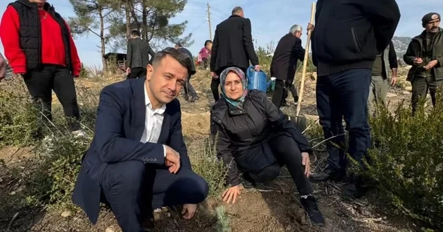 Kozan da şehitler anısına fidan dikildi Adana Haberleri