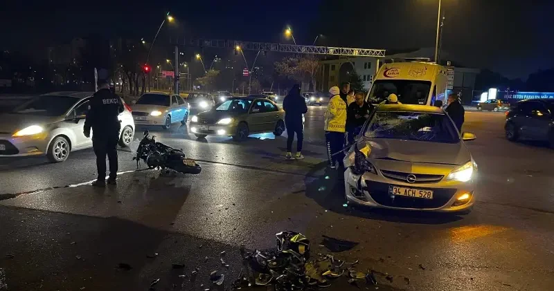 Motosiklet ile otomobil çarpıştı: Yolcu ağır yaralı Kayseri Haberleri
