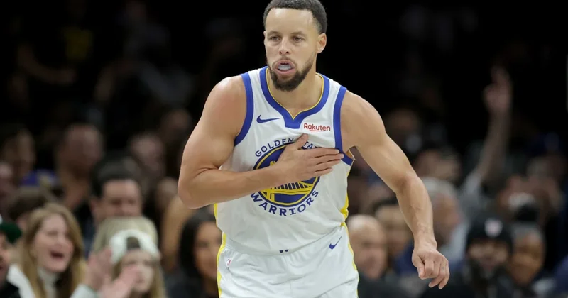 Stephen Curry NBA de tarihe geçti! İlk 20 ye girdi Sözcü Gazetesi