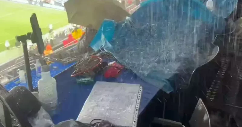 Yenilenen Barcelona stadyumu resmen göle döndü