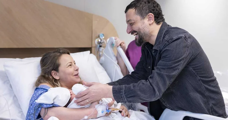 Vildan Atasever ile Mehmet Erdem in bebekleri dünyaya geldi