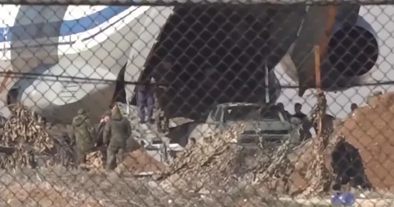 Ruslar Kamışlı dan apar topar çekildi: Son darbenin habercisi mi? Sözcü Gazetesi