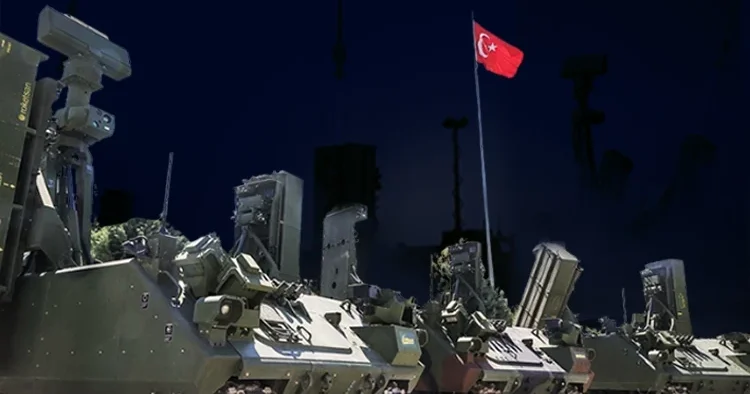 Güney Kıbrıs ta HİSAR endişesi: Girne çevresinde askeri hareketlilik Rumları alarma geçirdi