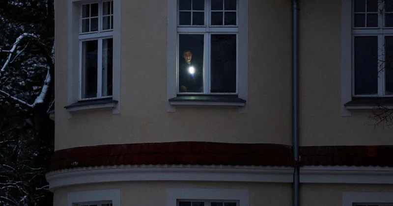 Berlin’deki elektrik kesintisinin faillerinin başına 1 milyon euro ödül konuldu