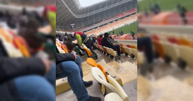 Polis, üşüyen çocuğa çorabını çıkarıp verdi; o anlar kamerada Malatya Haberleri