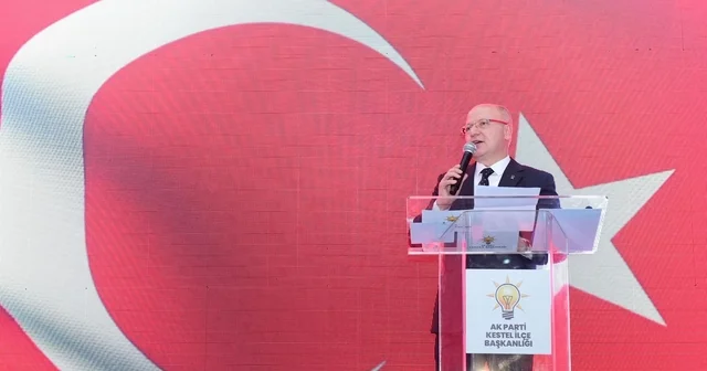 Gürkan dan Büyükşehir e sert çıkış Ak Parti Bursa İl Başkanı Davut Gürkan: Beş yıl önce yaptığımız işi bugün müjde diye sunuyorlar Bursa Haberleri