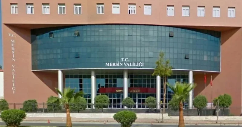 Mersin Valiliği: Başından vurulan Suriyeli gencin defin işlemleri, babasının talebi doğrultusunda Tarsus ilçesinde gerçekleştirilmiştir