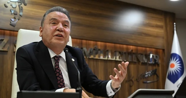 Antalya Büyükşehir Belediyesi soruşturmasında 702 sayfalık iddianame Muhittin Böcek in de aralarında bulunduğu 41 şüpheli hakkında kamu davası talebi Soruşturmada 26 eylem iddianameye girdi Antalya Haberleri