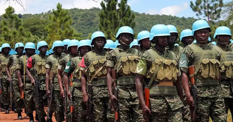 Uganda ordusundan Somali den çekilme mesajı