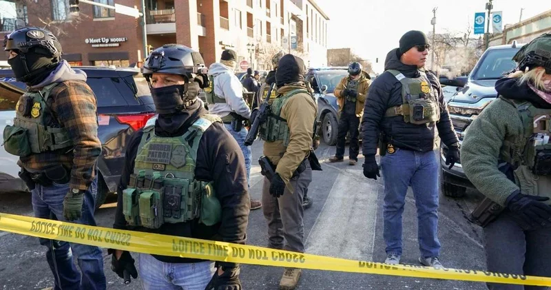 Göçmen polisinin ikinci cinayeti ABD yi karıştırdı! Trump suçu demokratlara attı: Obama vatandaşları sokağa çağırdı!