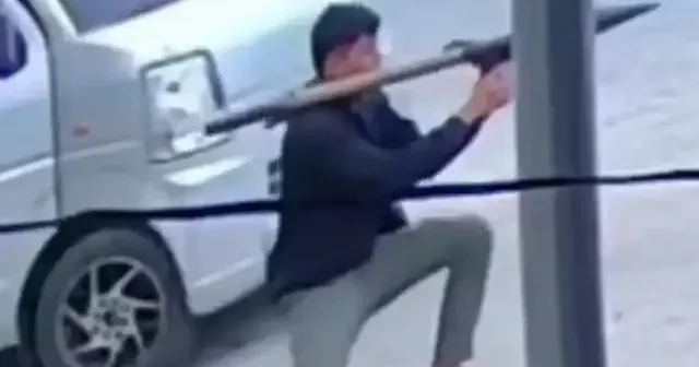 Filipinler’de belediye başkanına roketli saldırı: Dehşet anları kameraya böyle yansıdı VİDEO İZLE