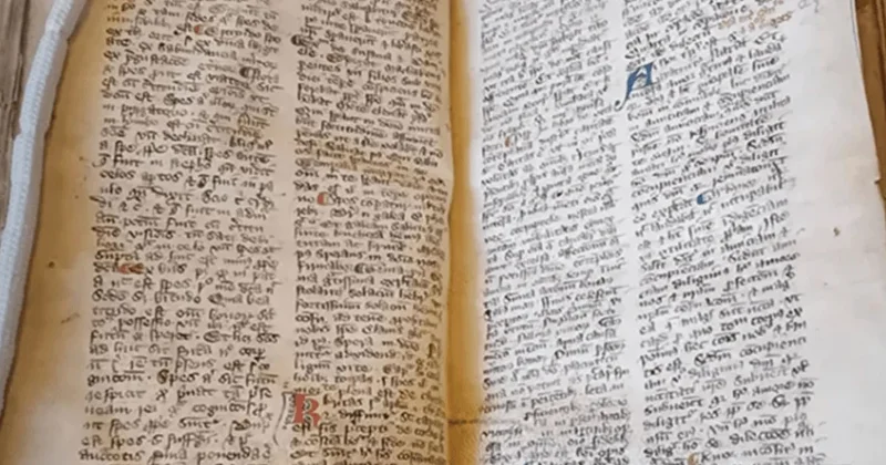 474 yıllık tarihi kitap okul kütüphanesinden çıktı Sözcü Gazetesi