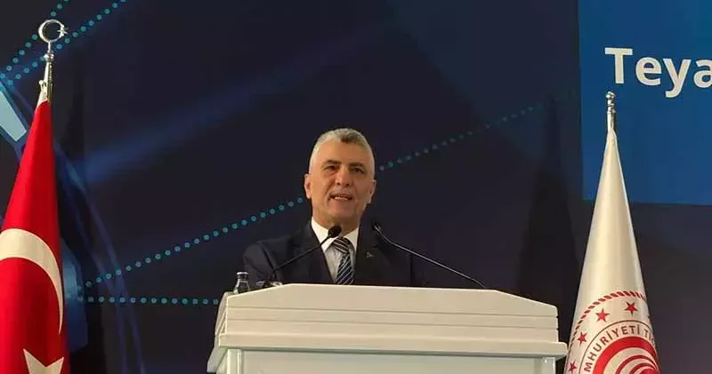 Bakan Bolat: 396 milyar dolar rakamla mal ve hizmet ihracat hedefini aştık