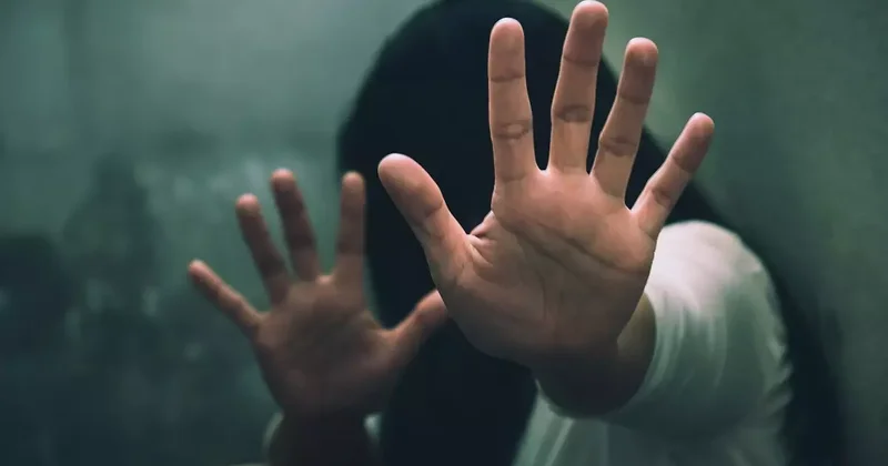 Dedesi istismar etti, babası ve kardeşlerine dava açtı