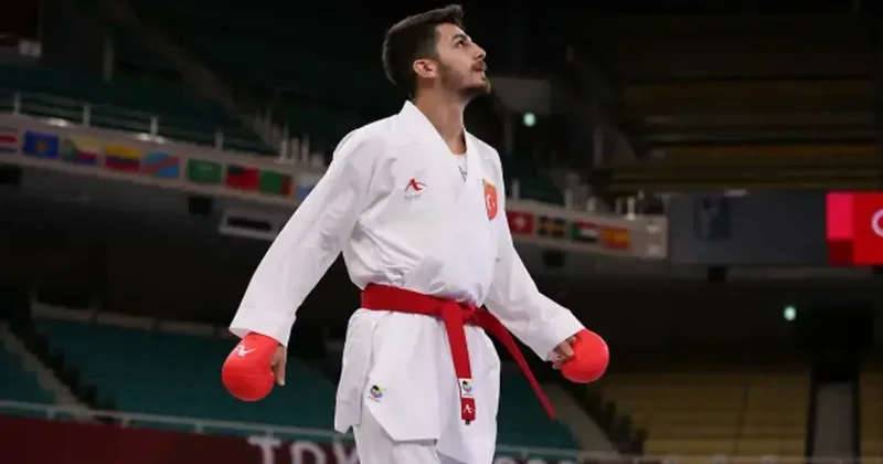Dünya Şampiyonu karateci 28 yaşında kariyerini noktaladı