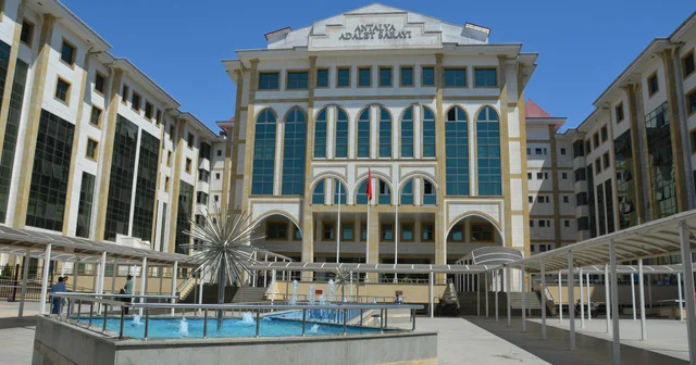 Bebeği başkasının nüfusuna kaydettiren 3 kişiye hapis Antalya Haberleri