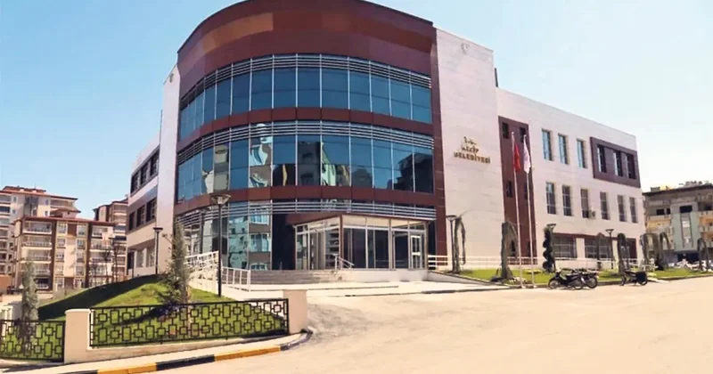 CHP’li başkan belediyeye akrabalarını doldurdu: Nepotizmde sınır tanımadı!