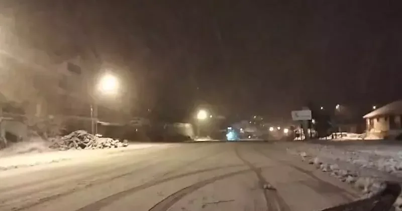 Mersin in yüksek kesimlerinde kar etkili oldu; Sertavul Geçidi ağır vasıtalara kapatıldı