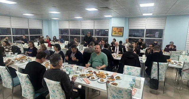 Hastane çalışanları iftar sofrasında bir araya geldi Eskişehir Haberleri