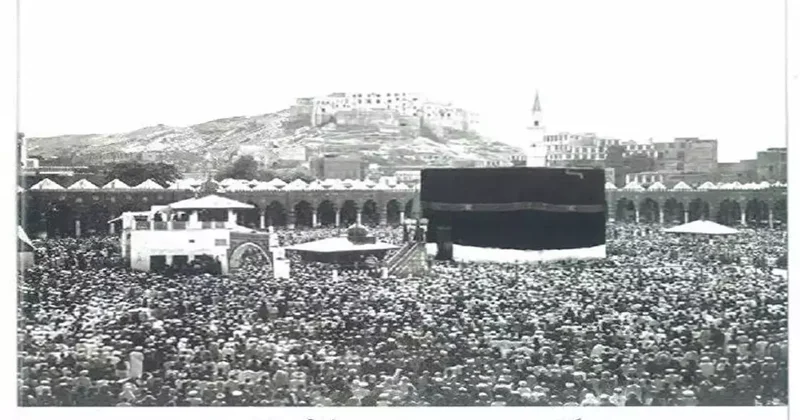 Kabe’de 100 yıl önce cuma namazı