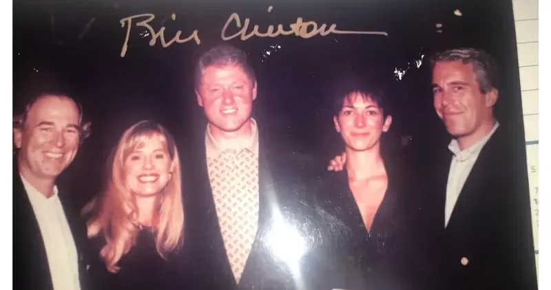 ABD li eski bakan Clinton Epstein soruşturması kapsamında ifade verdi: Suç eylemleri hakkında bilgim yoktu Amerika Haberleri