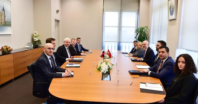 Akif Çağatay Kılıç, Rusya Dışişleri Bakanlığı özel temsilcisi Hovayev ile görüştü