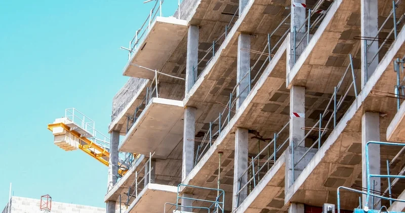 Mahkemeden kritik karar: Egeli inşaat devinin 5 şirketine bir yıl mühlet Sözcü Gazetesi