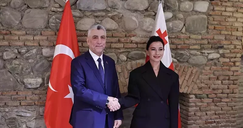 Bakan Bolat, Gürcistan Ekonomi ve Sürdürülebilir Kalkınma Bakanı Kvrivishvili ile görüştü