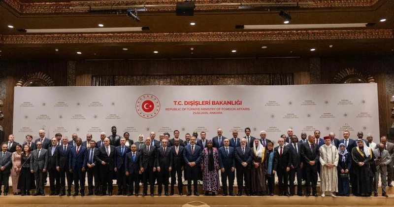 Bakan Fidan, İİT üyesi ve gözlemcisi ülkelerin büyükelçileriyle bir araya geldi