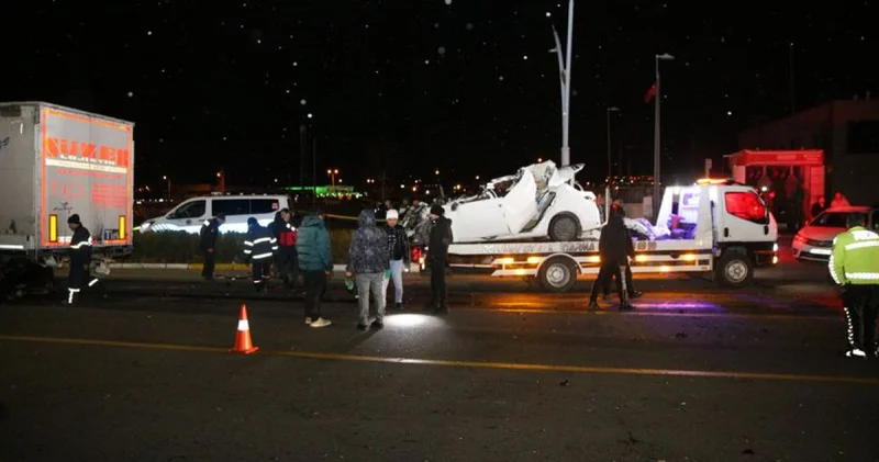 Niğde’de TIR’a arkadan çarpan otomobilin sürücüsü öldü