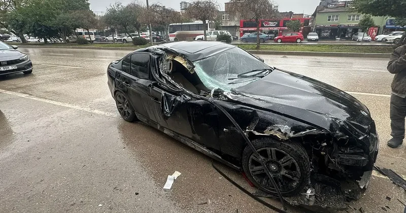 Lüks aracıyla ölümden döndü! Hava yastığı bile açmayınca dünyaca ünlü markadan şikayetçi oldu