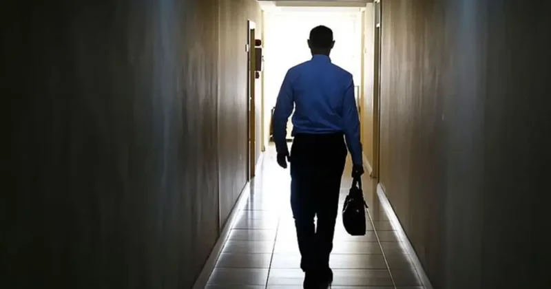 eBay 800 Pozisyonu Tasfiye Edecek