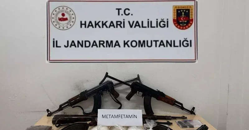 Hakkari de 5 kilo metamfetamin ile silah ve mühimmat ele geçirildi