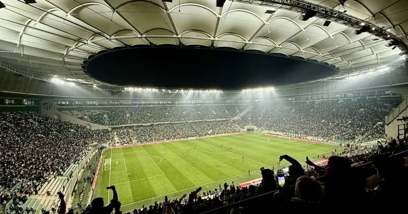 Stadyumun koltuklarının ne renk olacağı belli oldu