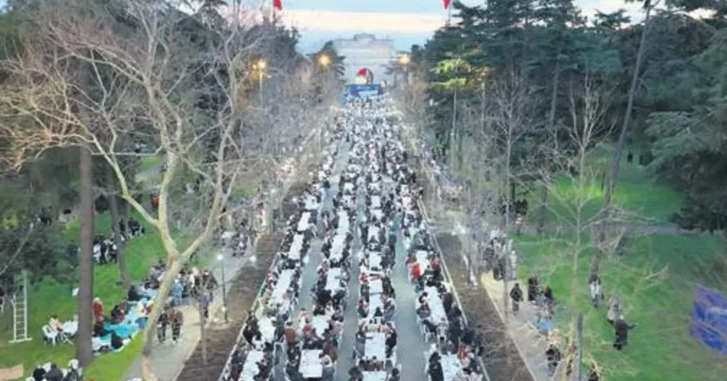 İstanbul Üniversitesi’nde 15 bin kişilik iftar