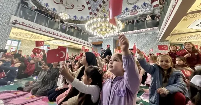 Maçka da çocuklara özel iftar: Tekne orucu etkinliğinde hem eğlendiler hem öğrendiler VİDEO İZLE