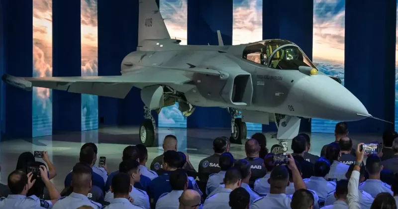 Brezilya nın İlk Süpersonik Savaş Uçağı Tanıtıldı