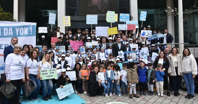 Artvin de düzenlenen etkinlikle suyun önemine dikkat çekildi Artvin Haberleri