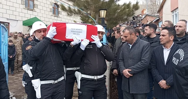 Kalp krizi sonucu hayatını kaybeden Bayburtlu polis toprağa verildi Bayburt Haberleri