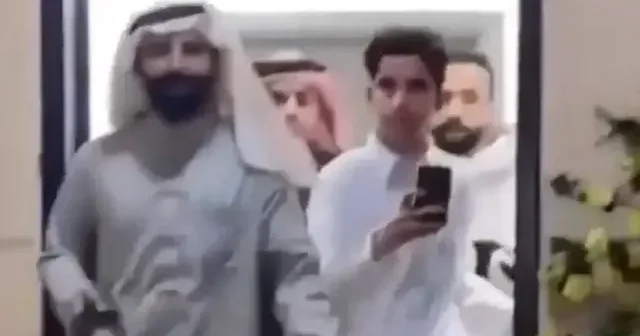 Suudi Arabistan da insanlar İran’ın fırlattığı kamikaze dronun sesini kullanılarak birbirlerine şaka yaptılar VİDEO İZLE