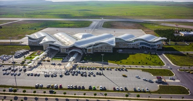 Sivas Nuri Demirağ Havalimanı şubatta 32 bine yakın yolcuya hizmet verdi Sivas Nuri Demirağ Havalimanı ndan şubat ayında 31 bin 626 yolcu yararlandı Sivas Haberleri