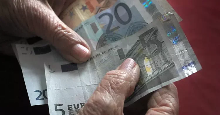 Yunanistan’da asgari ücret tartışması