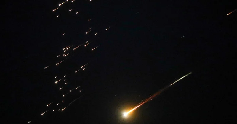 Suudi Arabistan ve BAE, İHA ve balistik füze saldırılarının engellendiğini açıkladı