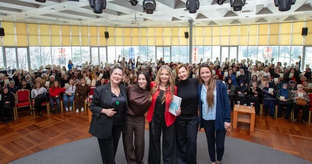 Bursa da edebiyatla kadın hikayelerine yolculuk Bursa Haberleri