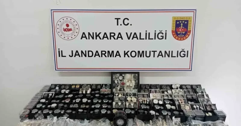 Ankara’da kaçakçılık operasyonları: Yasa dışı yollarla yurda sokulmuş tütün ürünü, gıda malzemesi ve çok sayıda saat ele geçirildi