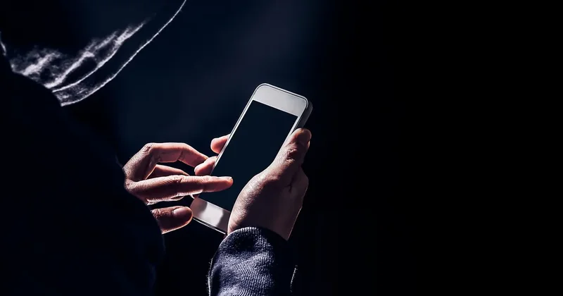 İstanbul’da siyah şapkalı hacker çetesi çökertildi! Facebook’tan 19 milyon 800 bin kişinin verilerini çalmışlar