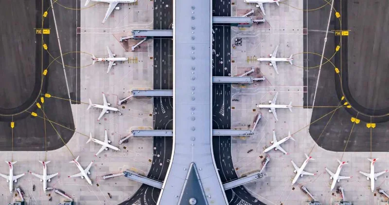 13 uçak İstanbul da kurtarılmayı bekliyor